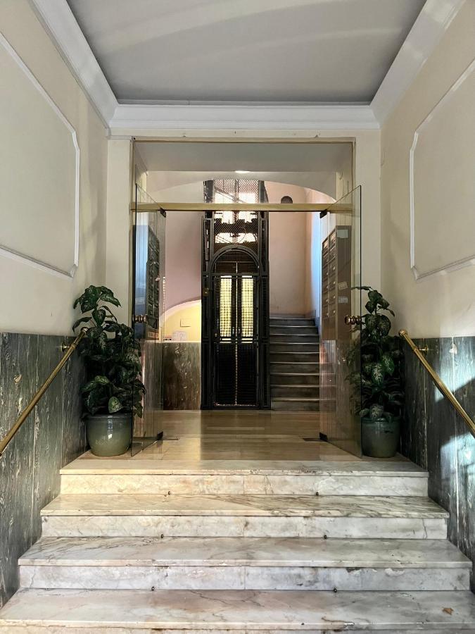 Hotel Domus Aeterna - Re Di Roma Exteriér fotografie