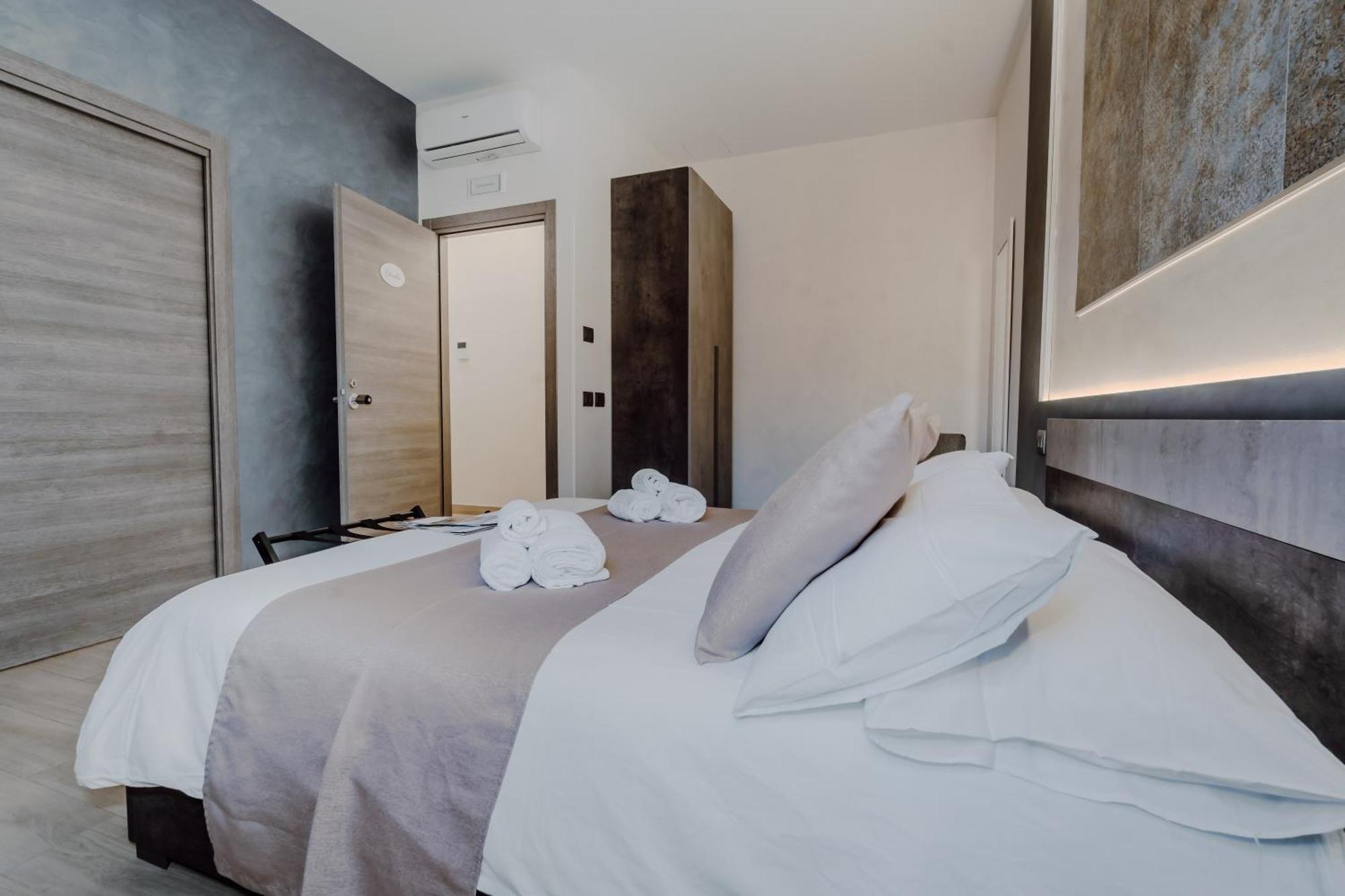 Hotel Domus Aeterna - Re Di Roma Exteriér fotografie